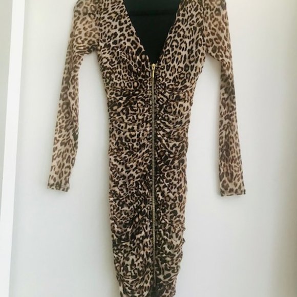 BRAND NEW NEVER WORN  - GUESS leopard dress - Picture 3 of 3